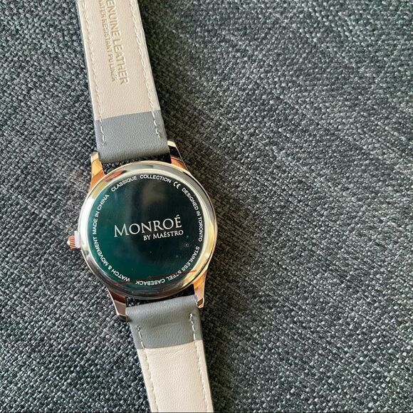 Monroé Classique Watch in Sunburst Solérose - Picture 5 of 8